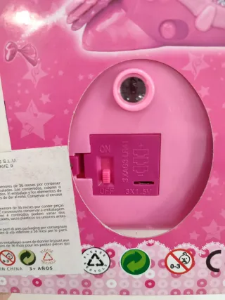 Cámara infantil rosa con proyección