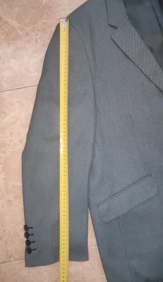 Traje para caballero ( SALIDO TINTORERÍA )