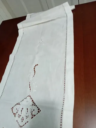 Tendina ricamata a mano 230x37 cm