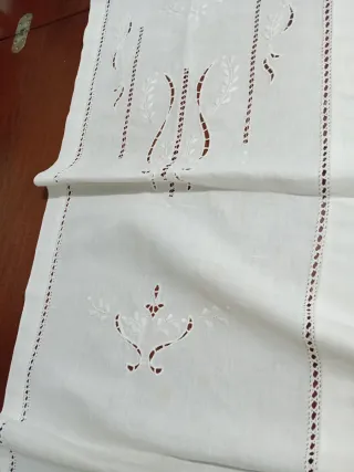 Tendina ricamata a mano 230x37 cm