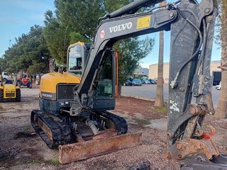 Mini Excavadora Volvo ECR 58 D