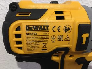 Taladro Original DeWalt DCD796