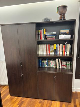 Armario wengue madera