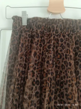 Falda midi tul estampado leopardo