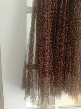 Falda midi tul estampado leopardo