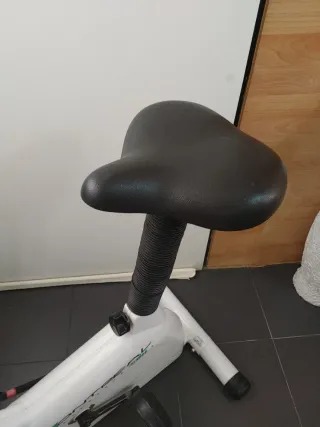 Bicicleta Estática BH Montreal Fitness