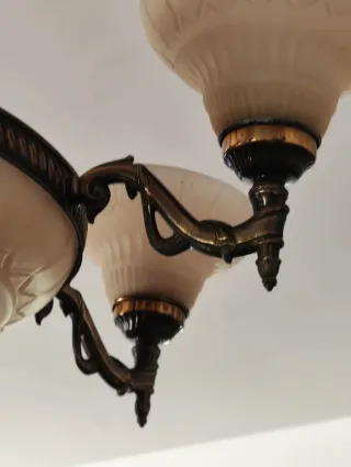 Lámpara de bronce y alabastro