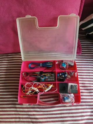 Arduino UNO y Kit Componentes Electrónicos