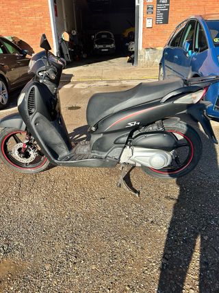 Honda SH 125i Scooter
