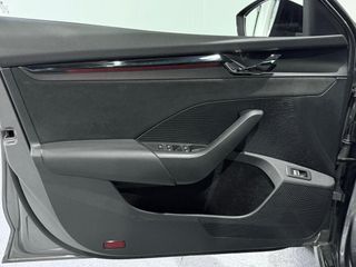 Skoda Octavia Combi RS Plus 2.0 TSI DSG 245 5p