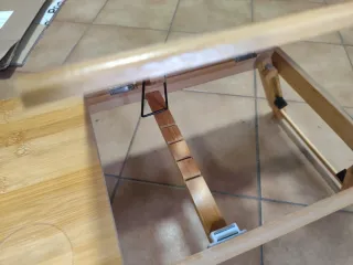 Mesita portátil de bambú para tablet