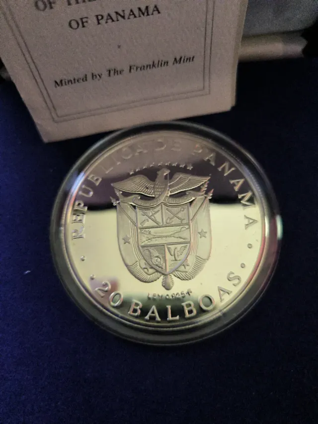 Moneda 20 Balboas Panamá 1978 y 1977 ( Dos )