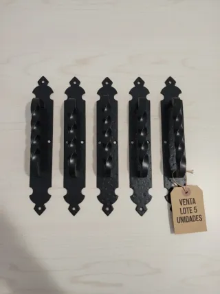 Manillas Forja Negra Rústica (Lote 15)