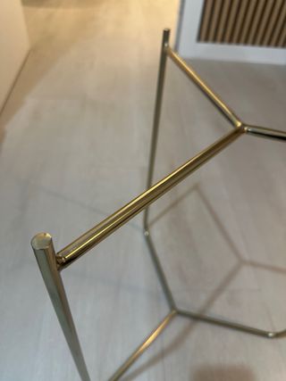 Mesa Auxiliar Zara Home Mármol y Metal Dorado