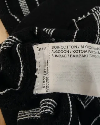 Polo Rayas Negras y Blancas de Mango