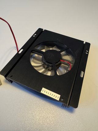 Ventola Vantec per raffreddamento per hard drive