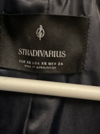 Abrigo Stradivarius azul marino Talla XS