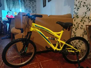 Bicicleta Montaña Amarilla