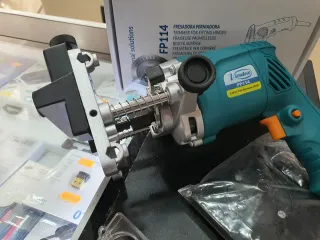 Fresadora Virutex FP114