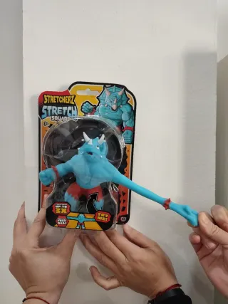 Figura Stretch Armstrong Triceratops