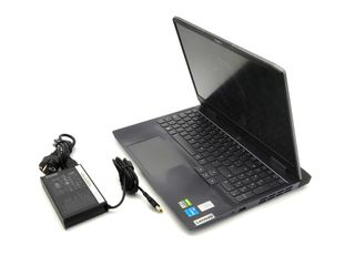 E1803519-0 Portátil Lenovo 15IRH8