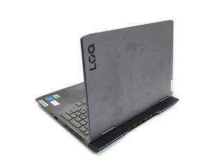 E1803519-0 Portátil Lenovo 15IRH8