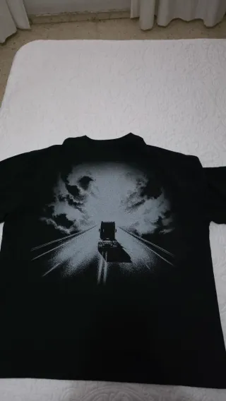 Camiseta Pleasures Negra Talla L