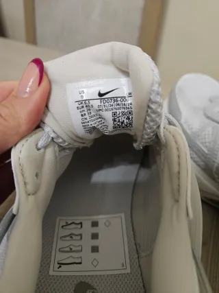 Zapatillas Nike V2K Run Blancas y Plata