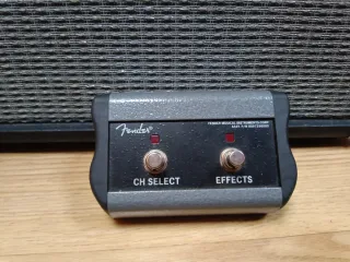 Amplificador Fender Champion 100