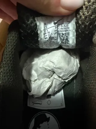 Nike Zoom Vomero 5 Scarpe