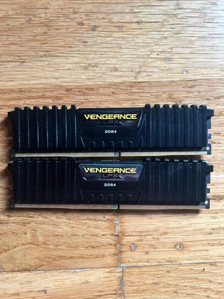 2x 16GB DDR4 3600MHz Vengeance LPX RAM