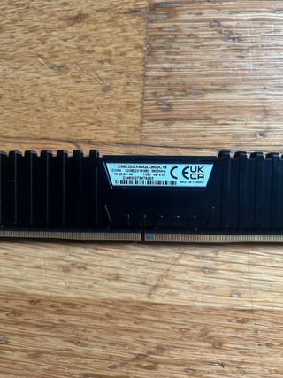 2x 16GB DDR4 3600MHz Vengeance LPX RAM