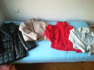 Lote 5 abrigos mujer Talla M y L