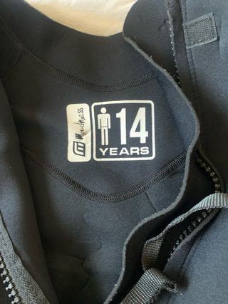 Neopreno Madness 4/3 Talla 14 años