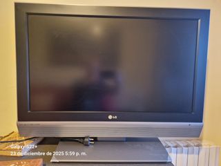 Televisión LG 32 TDT + Mandos