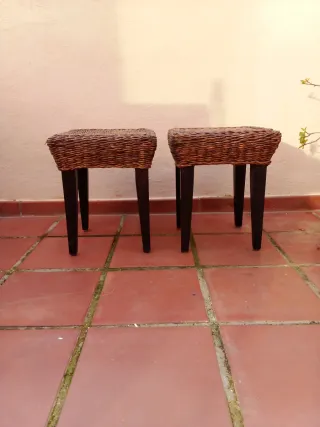 2 Sgabelli in Vimini e Legno