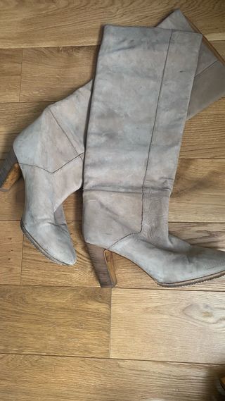 9 pares de zapatos de marca