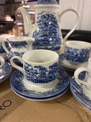 Juego de café azul y blanco