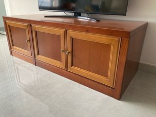 Mueble TV madera marrón