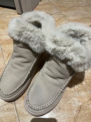 Botas Gioseppo pelo beige y dorado Talla 39