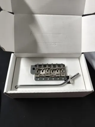 Puente Tremolo Fender para Guitarra