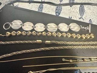 Collezione di Gioielli: Collane e Bracciali