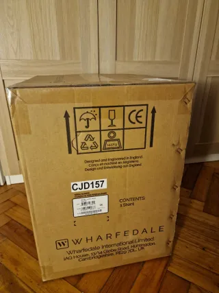 Wharfedale Linton 85 Aniversario+Stands /Walnut