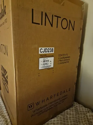 Wharfedale Linton 85 Aniversario+Stands /Walnut