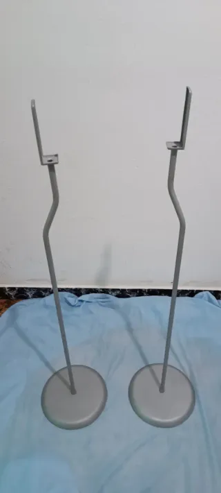 Soportes de Altavoz Grises (2 unidades)