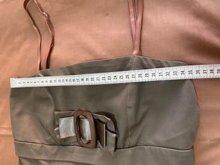 Vestido de fiesta palabra de honor, con cancan