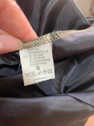 Vestido de fiesta palabra de honor, con cancan