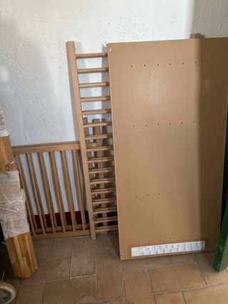 Cuna infantil de madera