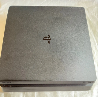 PS4 (PlayStation 4) 1TB Negra + Mando Blanco