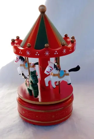 Carillon giostrina con cavalli